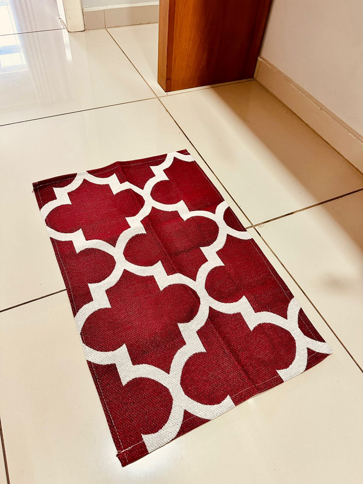 Tapete 42x64cm Antiderrapante Supreme Vinho