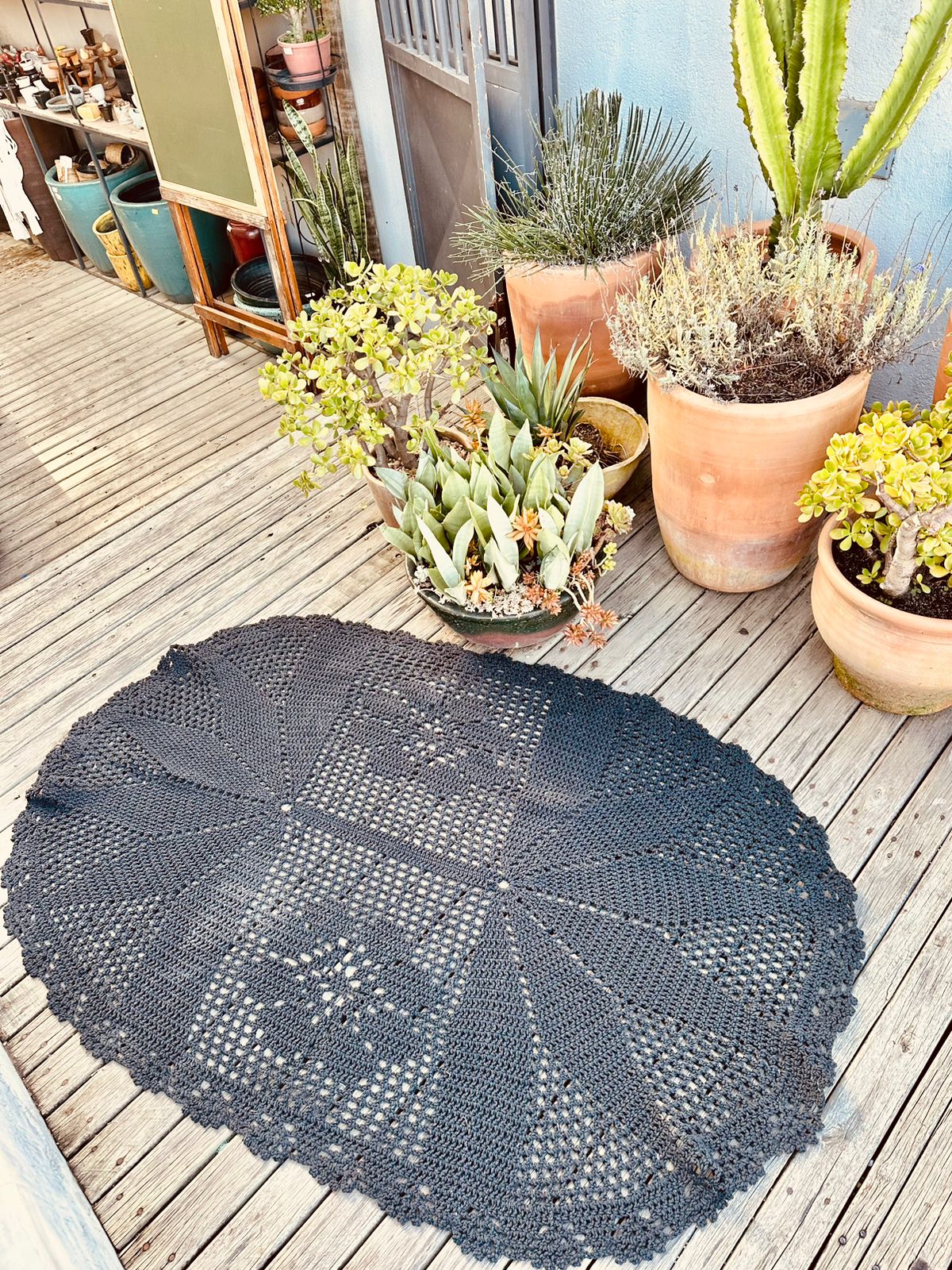 Tapete Oval em Crochê Preto