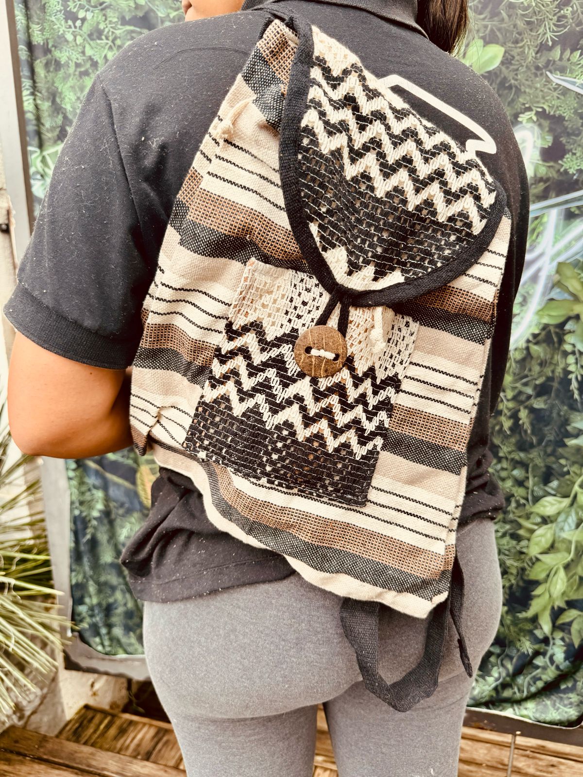 Mochila / Bolsa Bege e Preta e Marrom