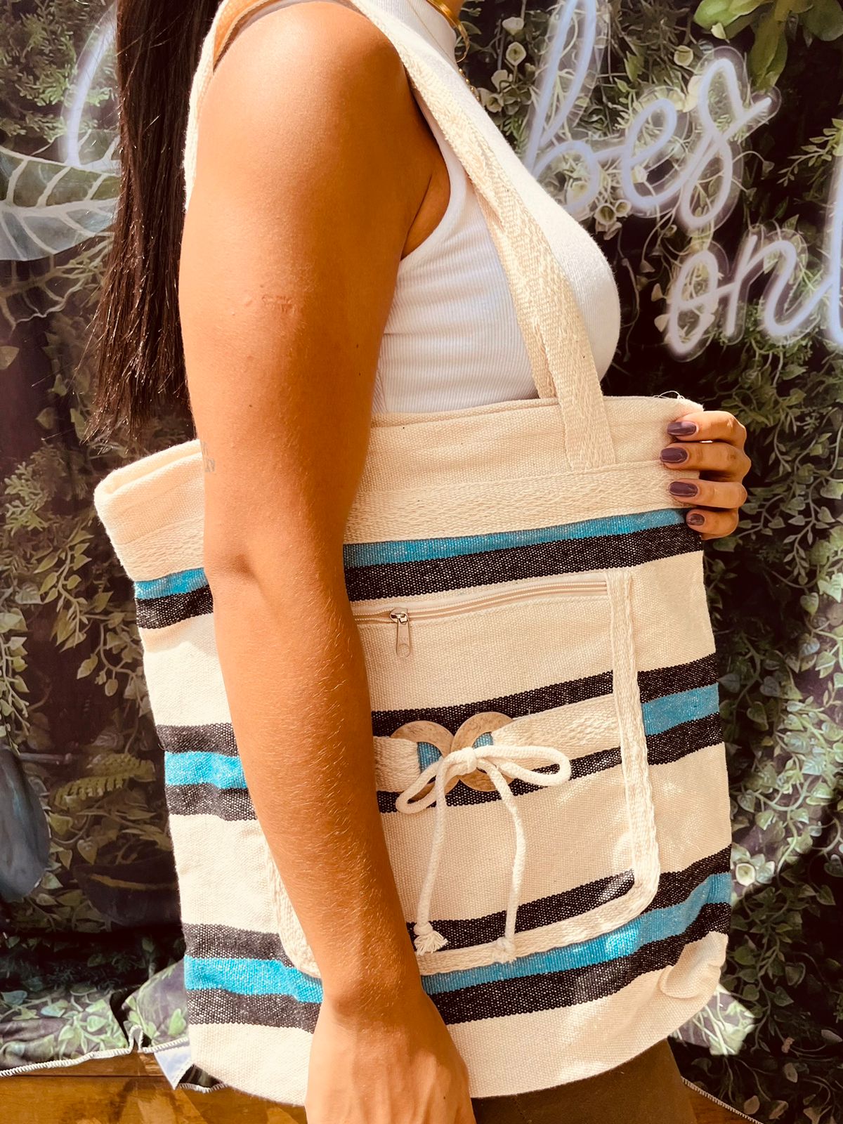 Bolsa de Ombro Cru, Azul e Preta