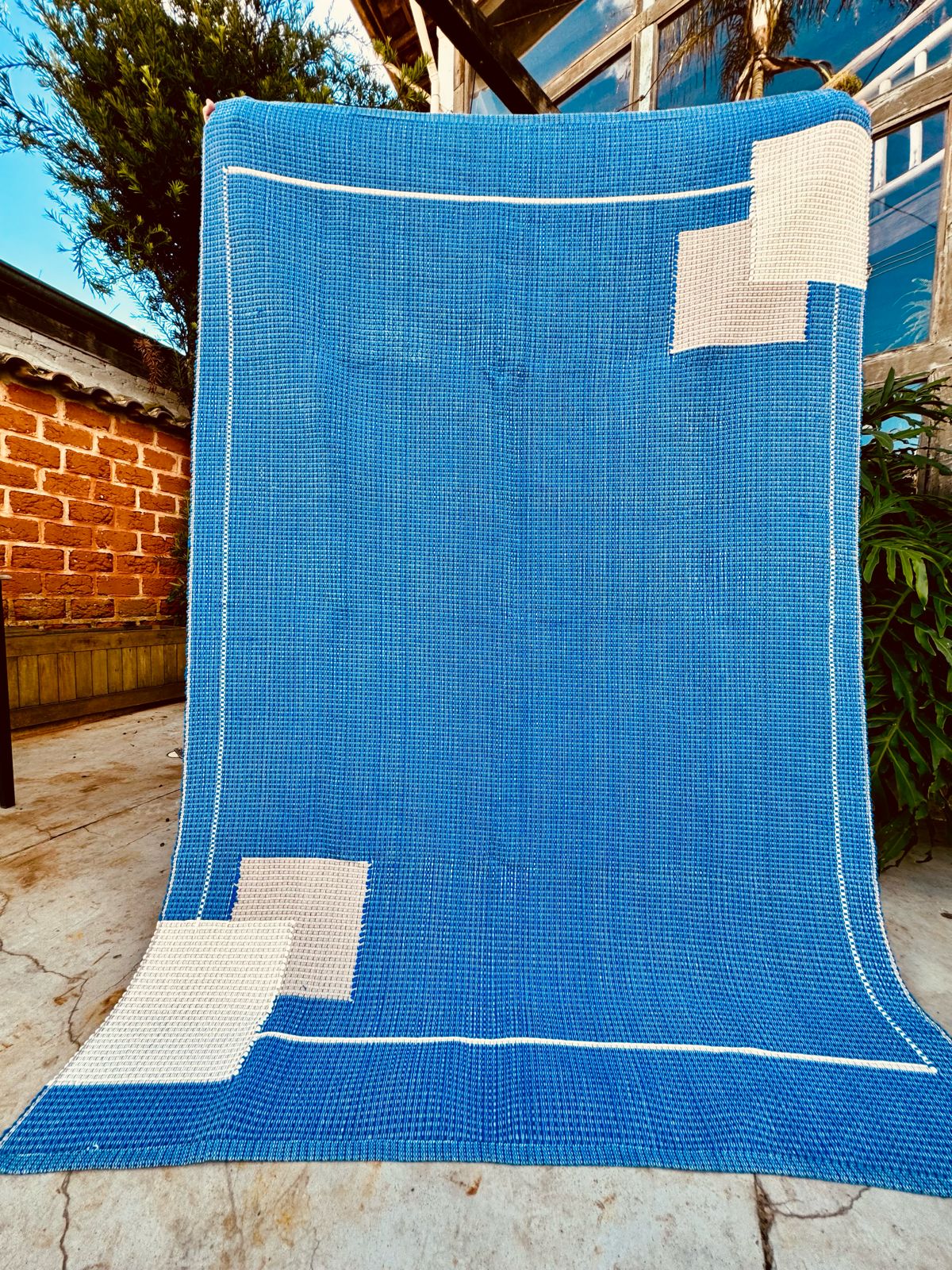 Tapete Linha Trabalhado Moldura Azul 1,50x2,00m