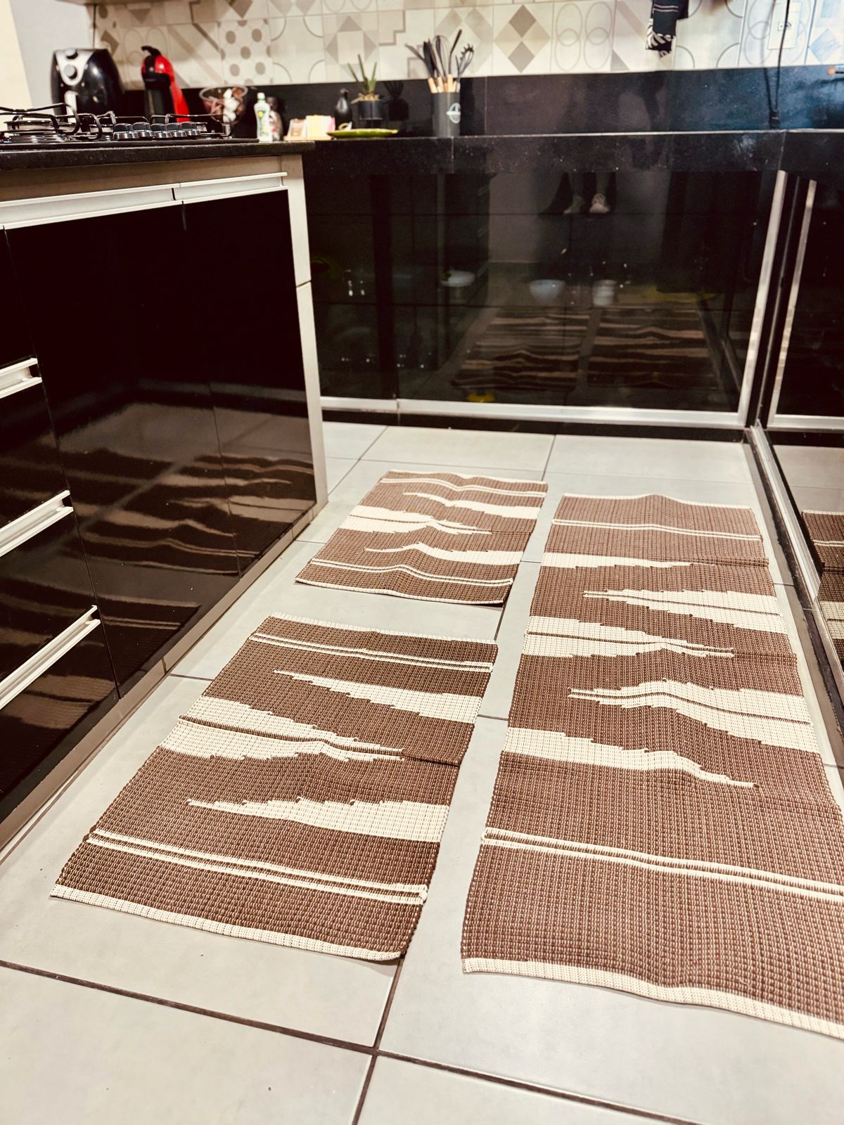 Jogo de Passadeira Linha Bico Marrom Café