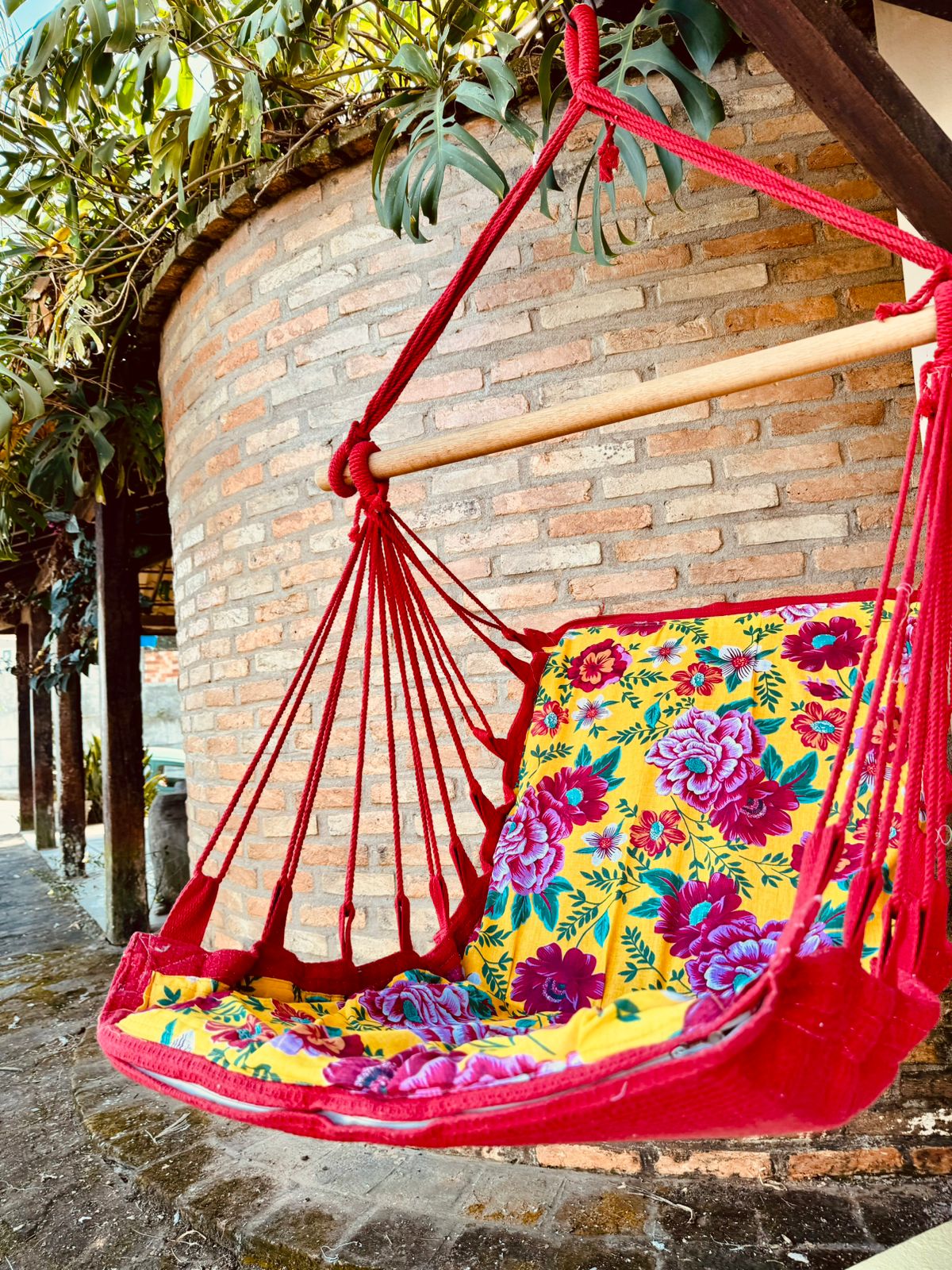 Rede Cadeira De Balanço Chita Vermelha com Amarela