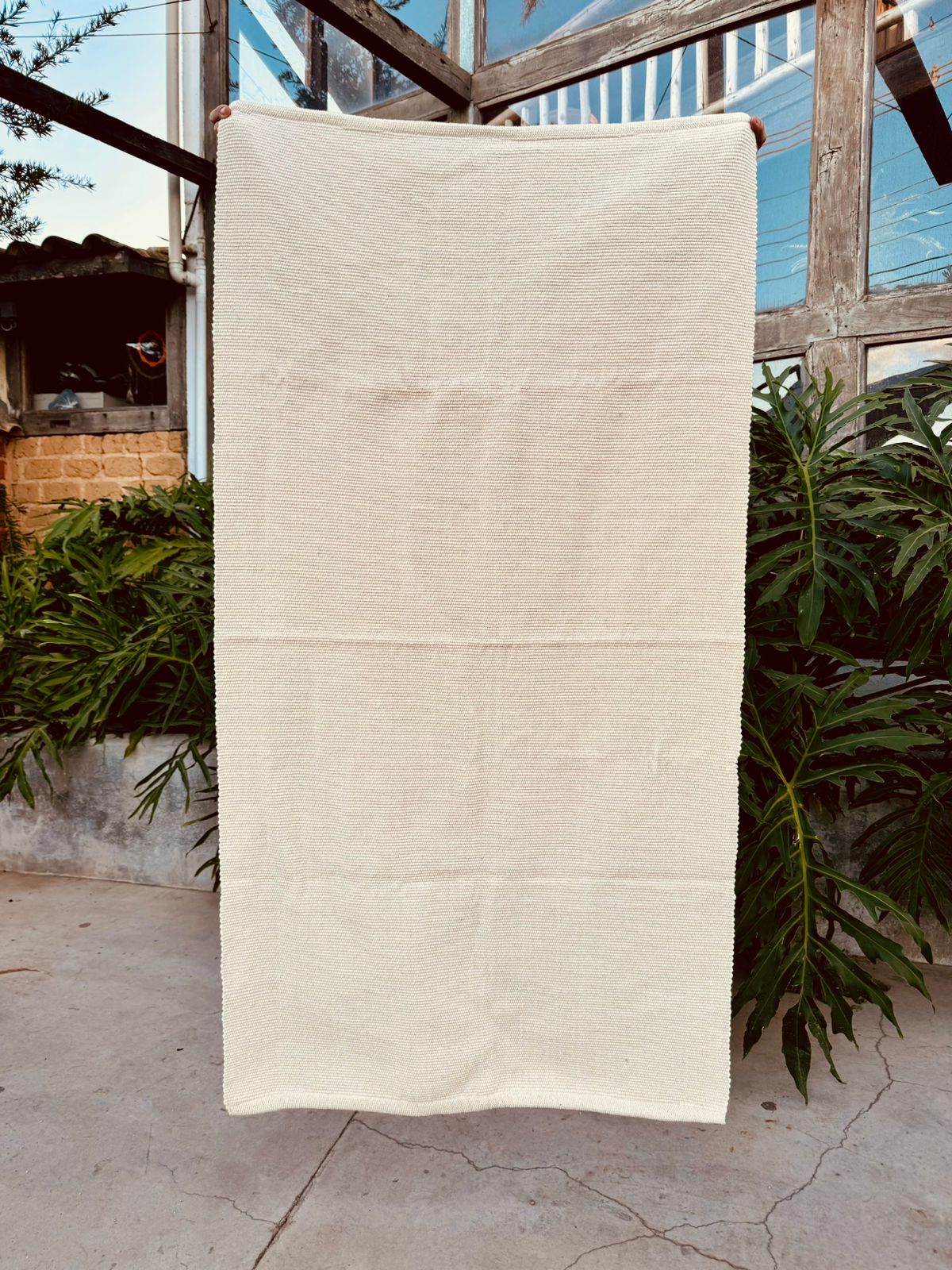 Tapete Médio Linha Liso Cru 0,90x1,50m