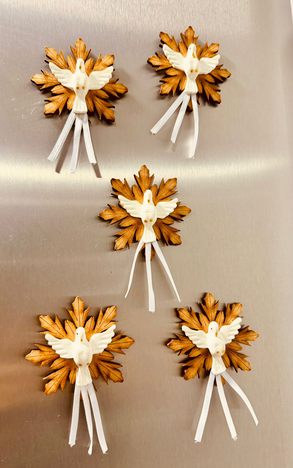 Ímã de Geladeira Divino Espirito Santo Madeira Neutro