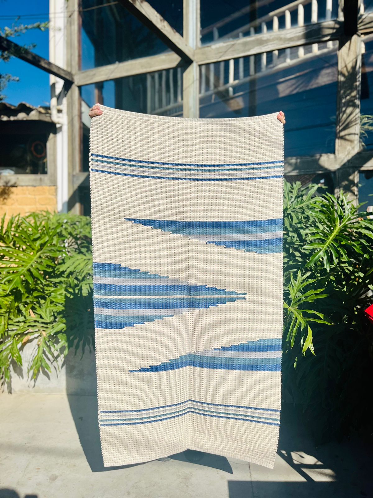 Tapete Médio Linha Bico Especial Azul 0,90x1,50m