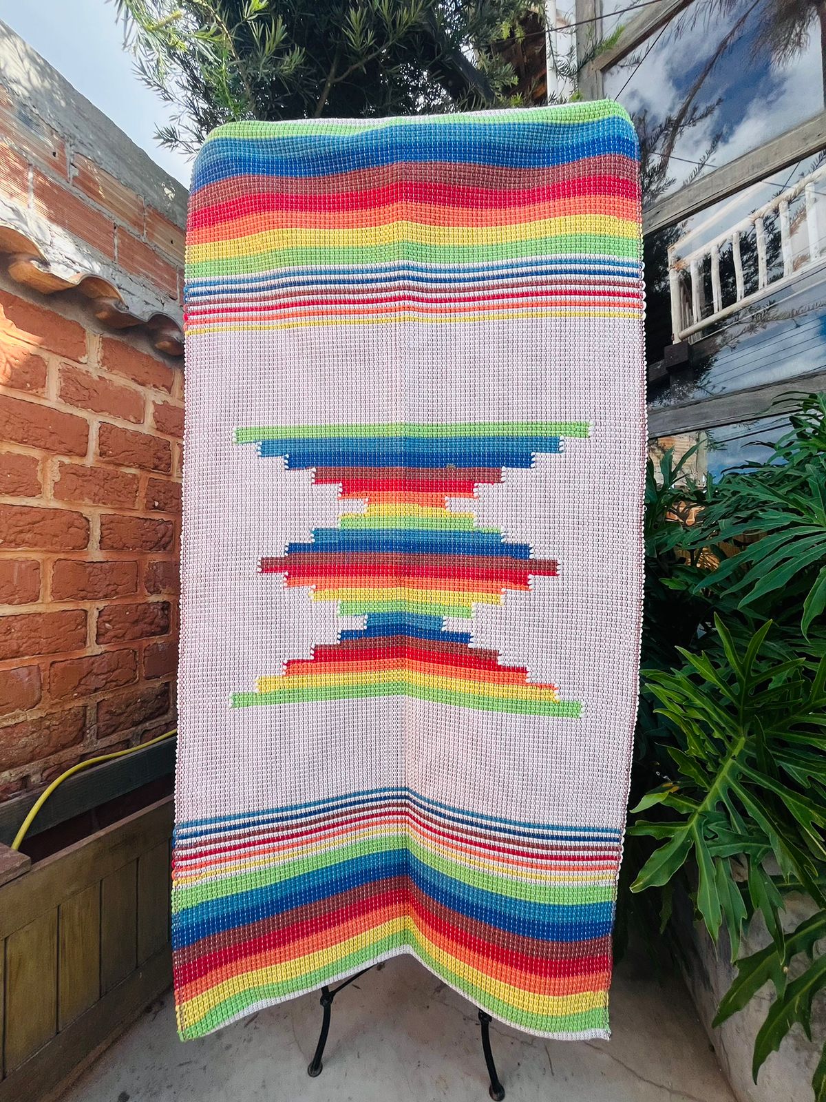 Tapete Médio Linha Bico Colorido Arco Íris 0,90x1,50m