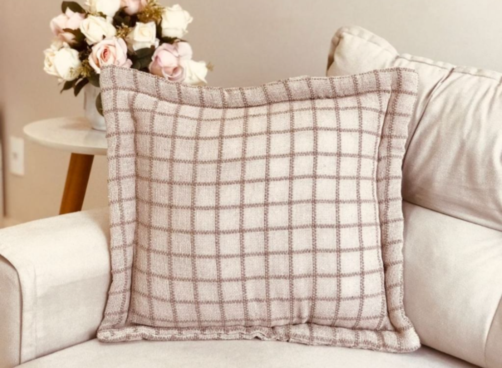 Capa de Almofada Decorativa em Algodão Lisa Nude 45x45