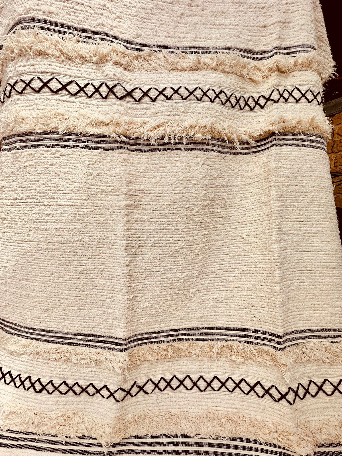 Tapete Algodão Bordado "X" Preto 1,50x2,00m