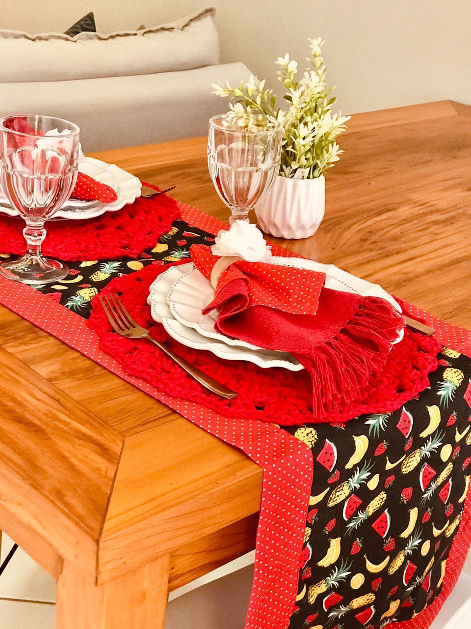 Caminho de Mesa Dupla Face 1,5m Poá Vermelho