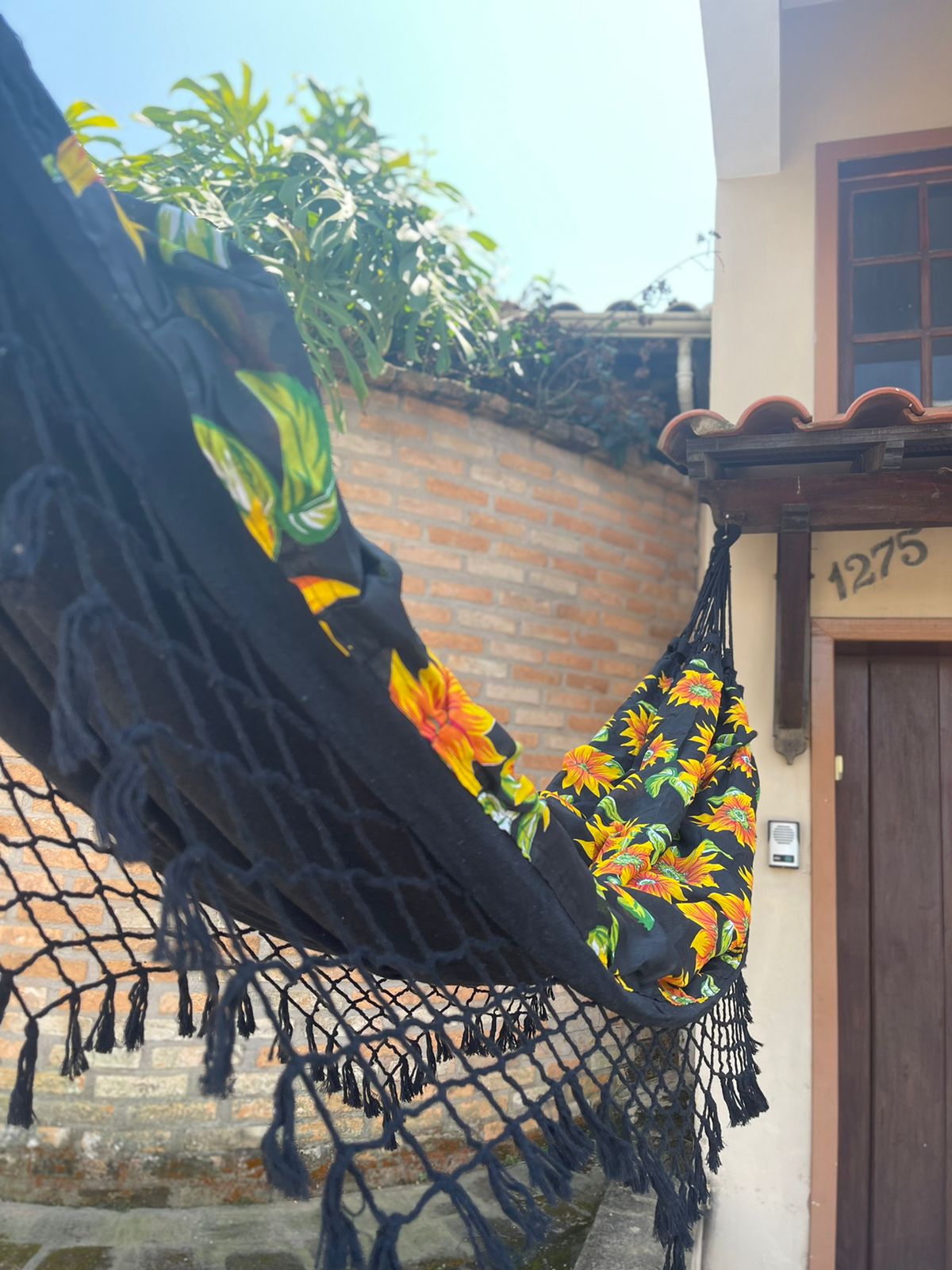 Rede de Algodão Forrada com Chita - Preto com Amarelo