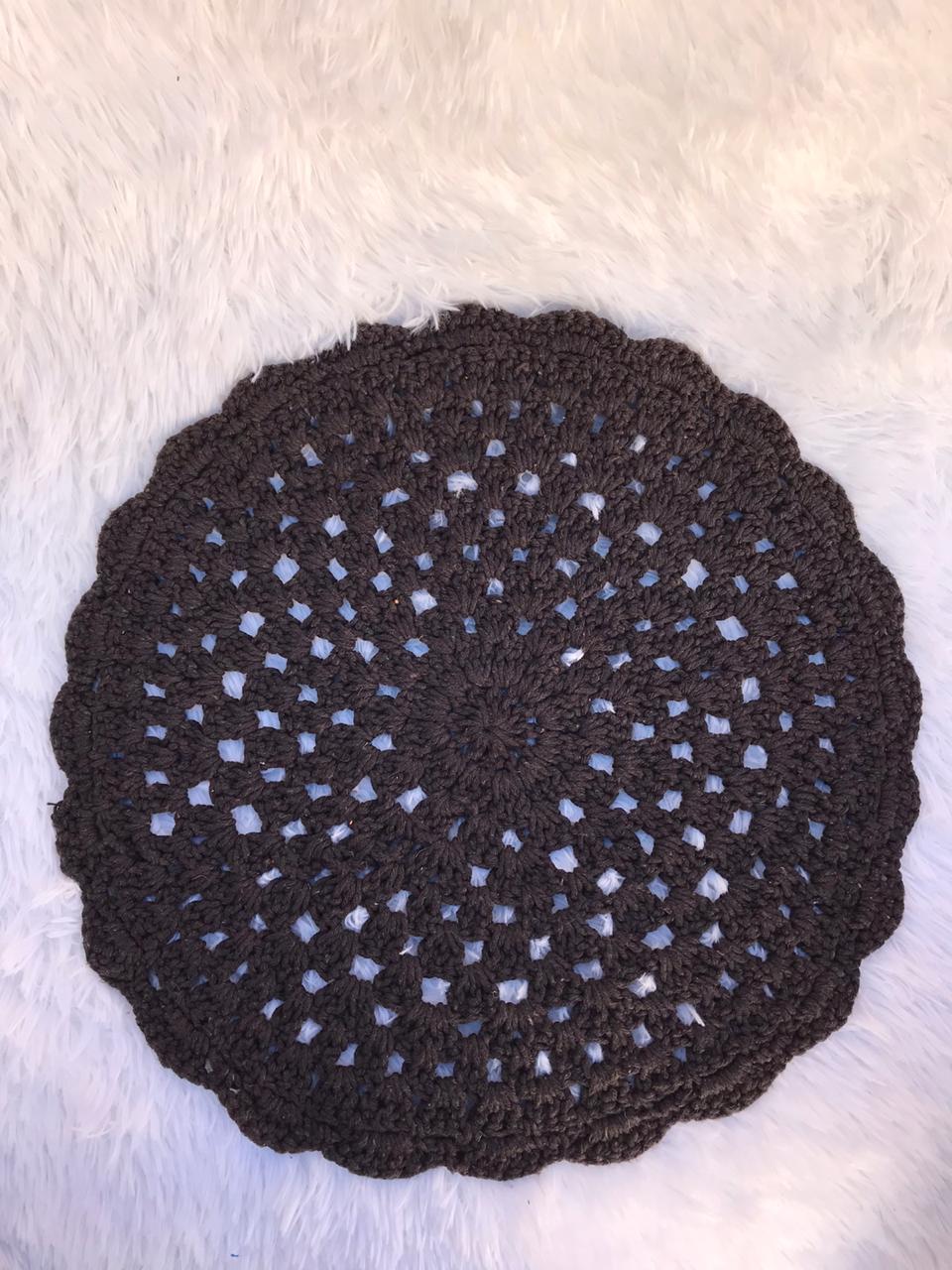 Sousplat de Crochê/Barbante Liso Marrom Café Unidade 40cm