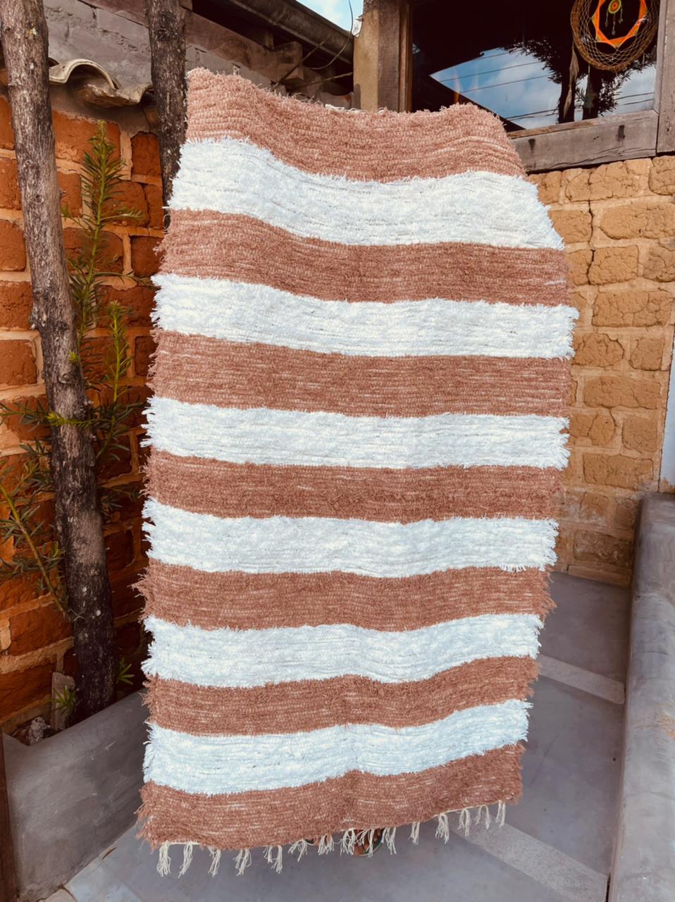 Tapete Médio Felpudo Bege 0,80x1,50m