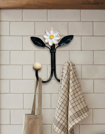 Cabide Ferro com Flor de Madeira Branco