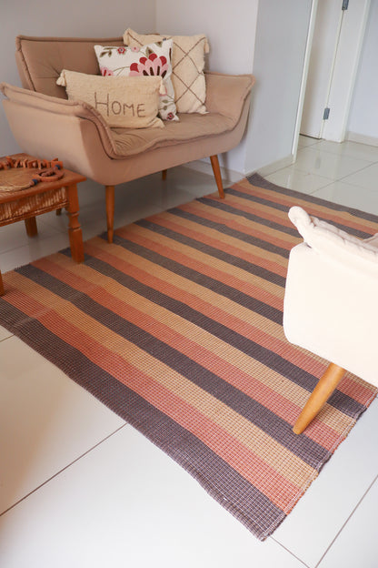 Tapete em Linha Listrado Terracota, Marrom e Café com Leite 1,50x2,00m