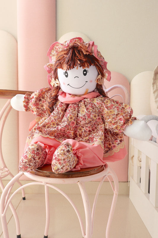 Boneca de Pano Florzinhas Rosa e Marrom G