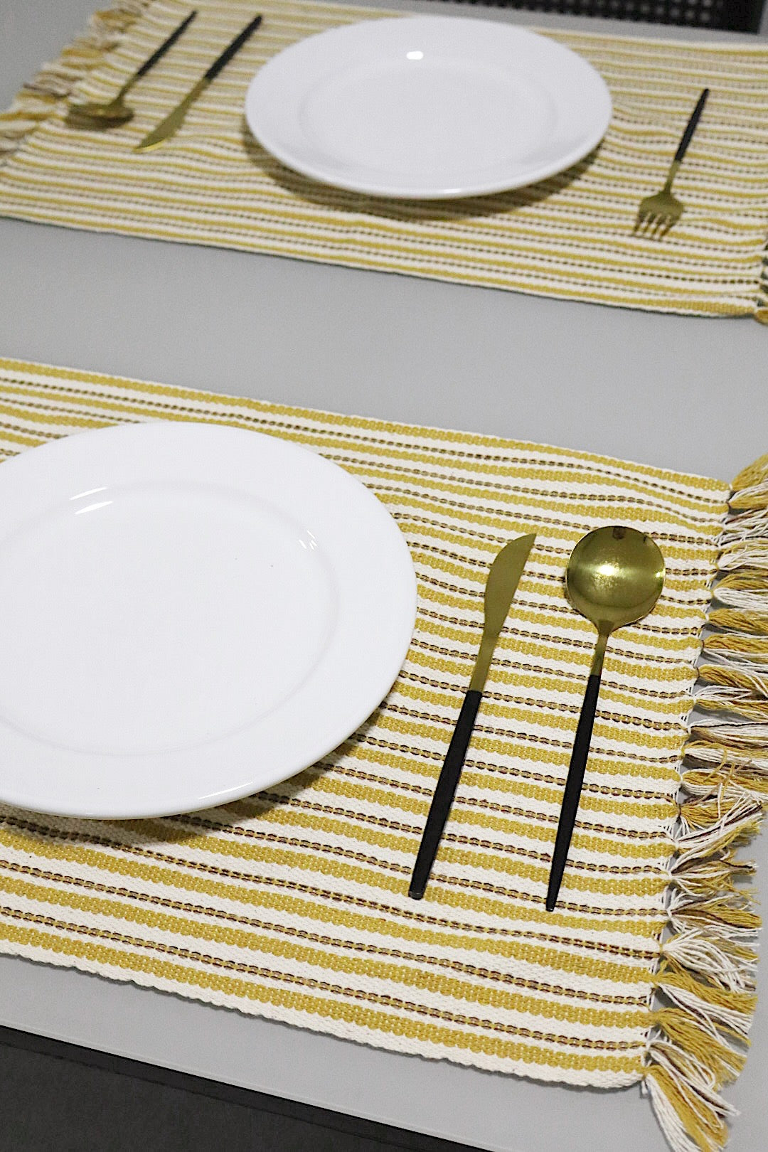 Par Jogo Americano Linha Mostarda e Bege