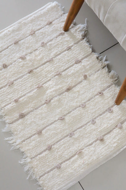 Tapete Algodão Felpudo Puxadinho Pompom Bege 50x80cm