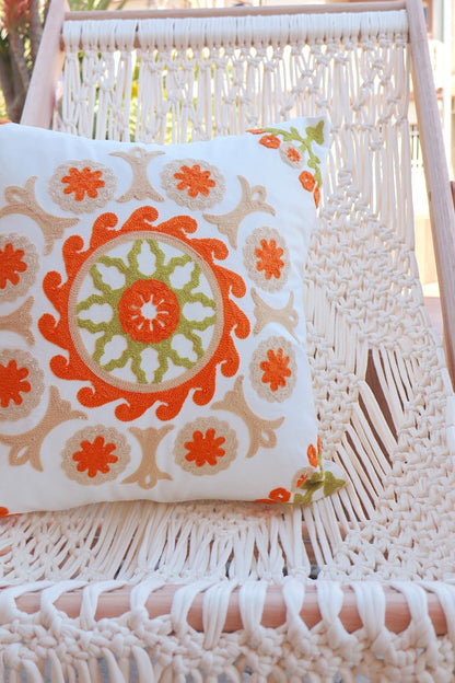 Capa de Almofada Bordada em Linho 45x45 Verde e Laranja