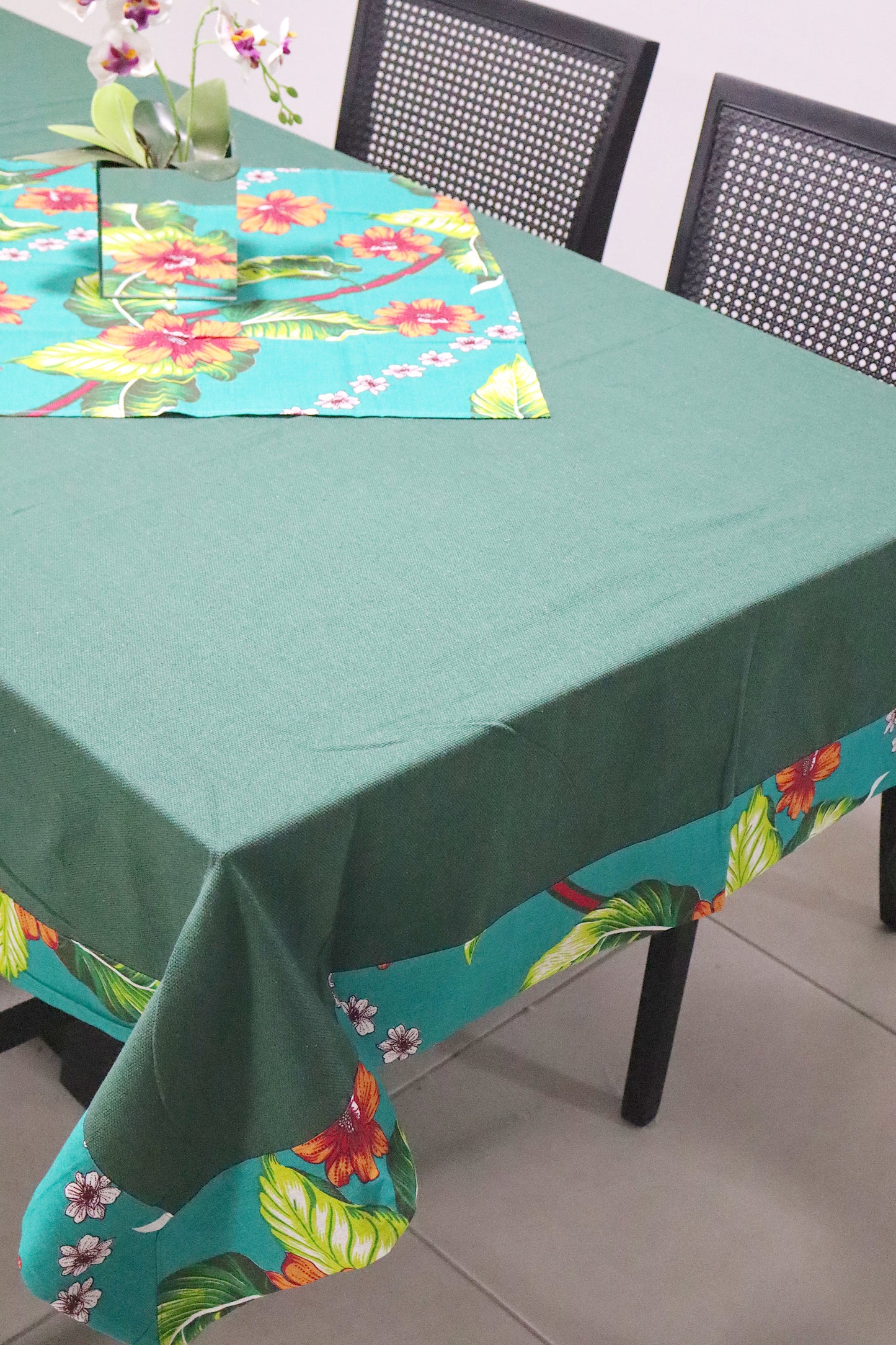 Toalha De Mesa Chita com Composê Verde 1,5mx2,5m