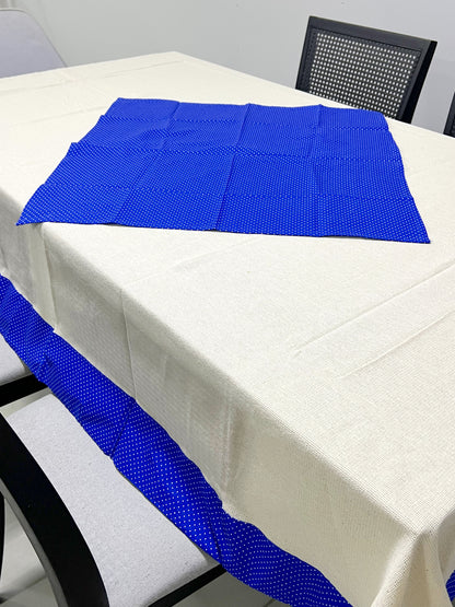 Toalha de Mesa com Barra de Tricoline Poá Azul com Composê 1,5mx2,2m