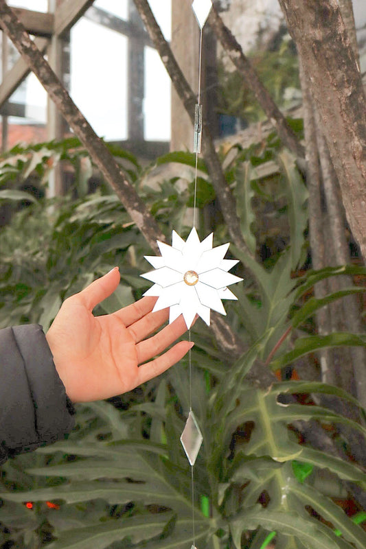 Móbile Fio de Luz Espelhado