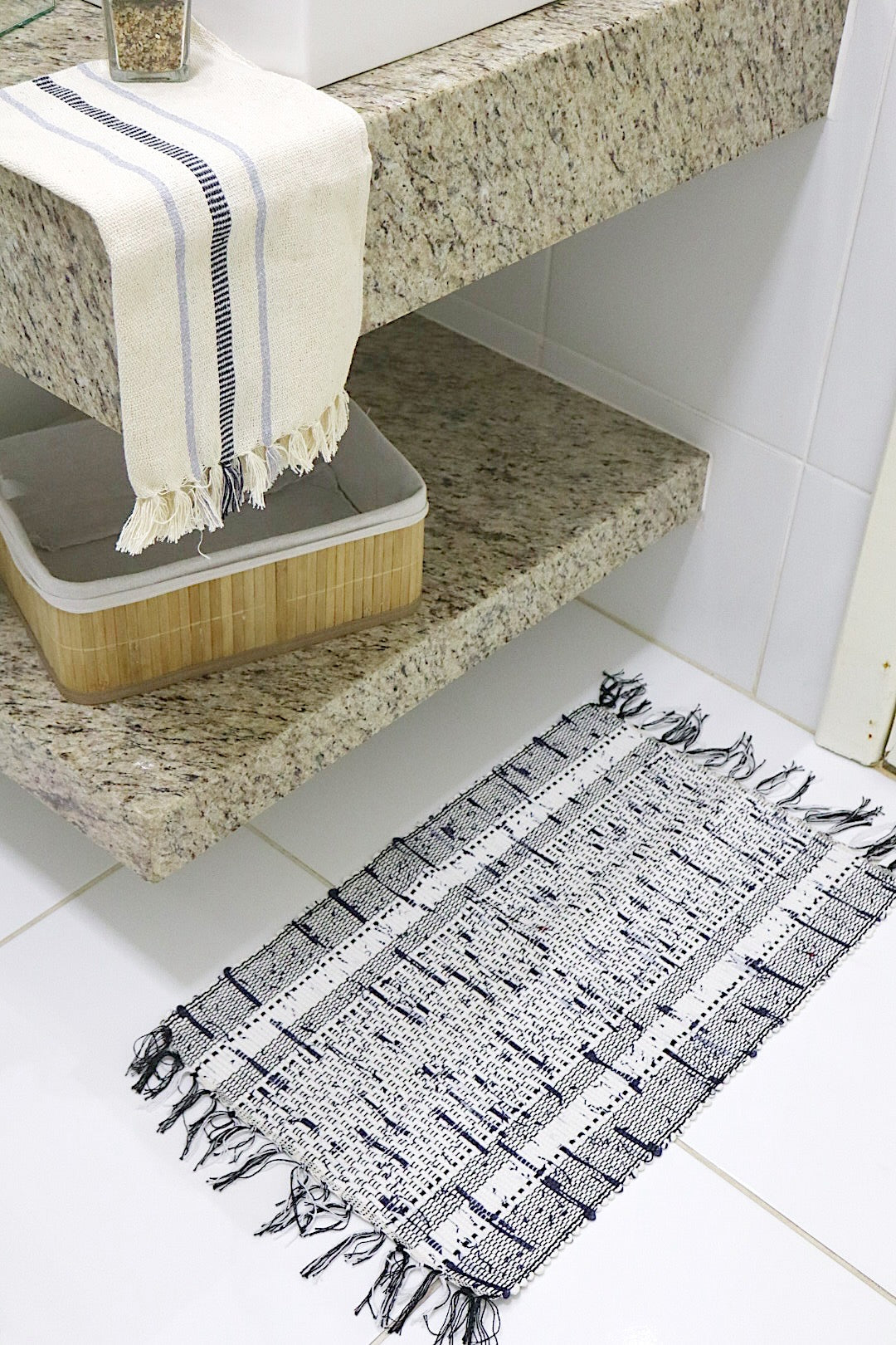 Kit 2 Peças de Lavabo Comum Mesclado Preto e Branco