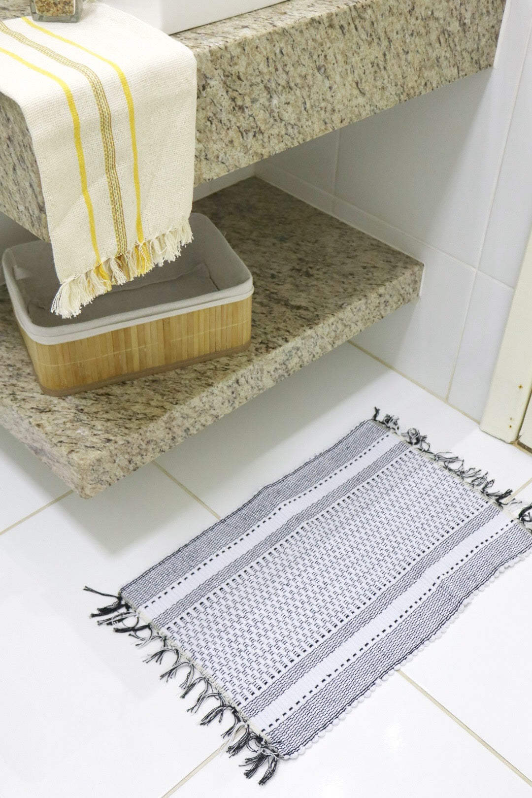 Kit 2 Peças de Lavabo Comum Preto e Branco