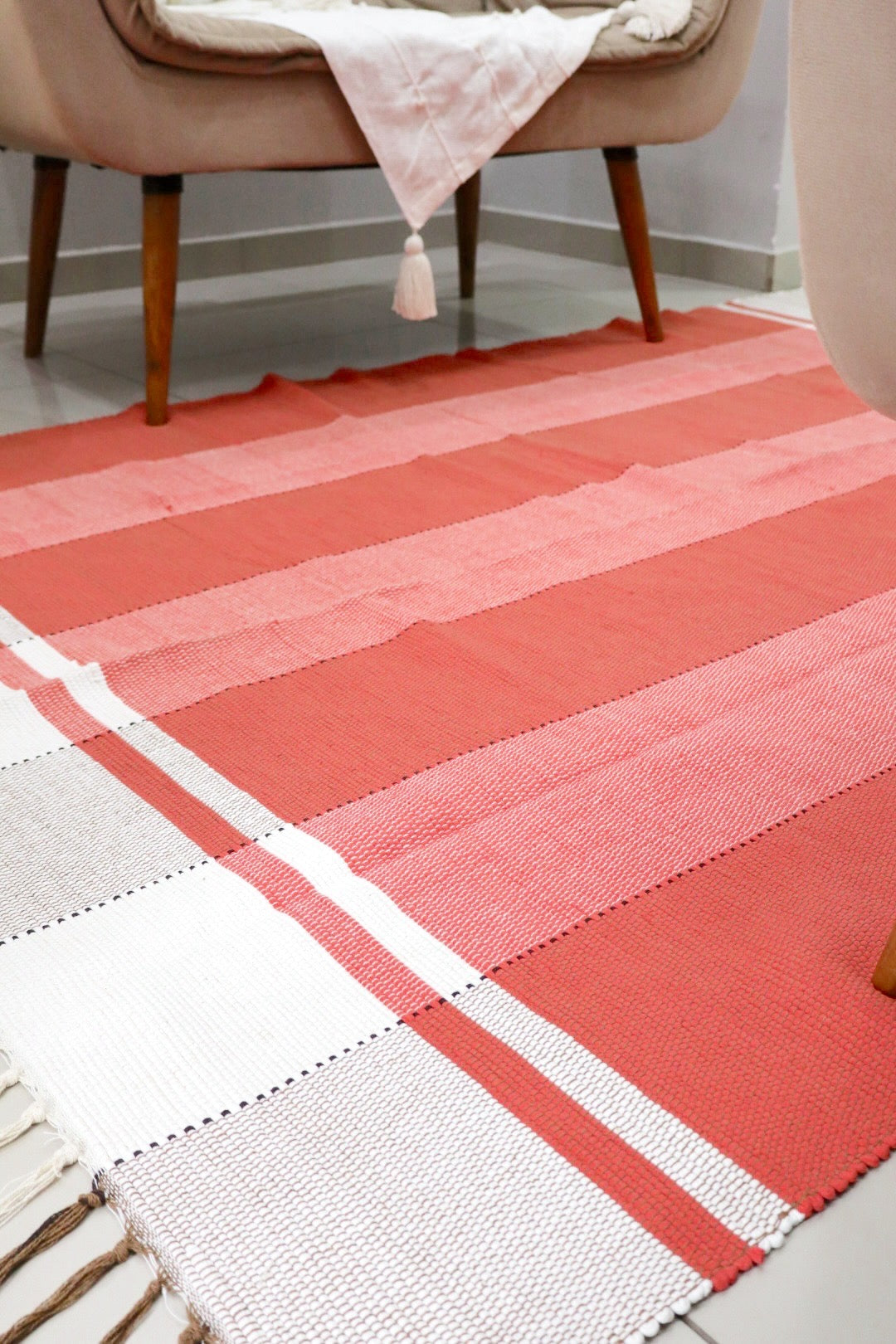 Tapete em Malha Moldura Vermelho 1,50x2,00m