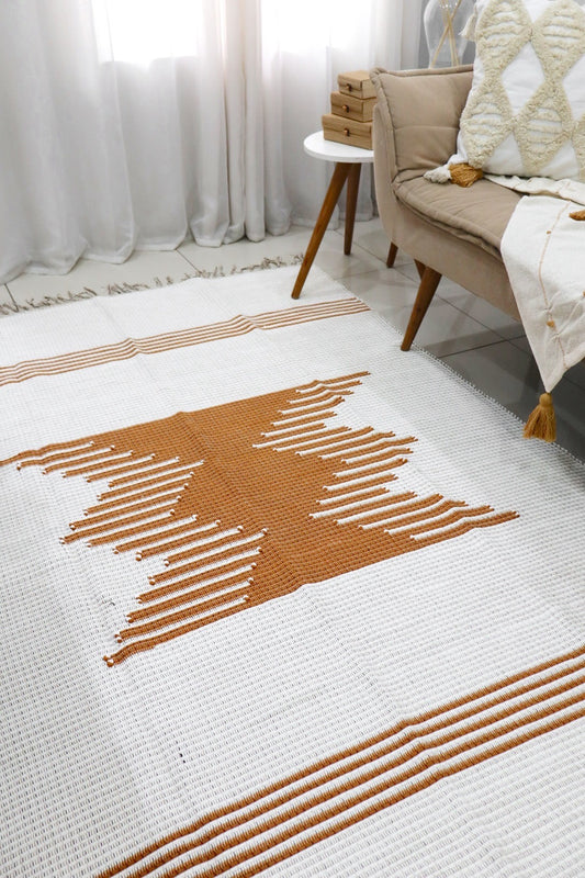 Tapete Cru com Bico Mostarda em Malha 1,50x2,00m