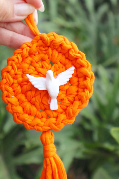 Mandala em Malha com Divino Espírito Santo Laranja