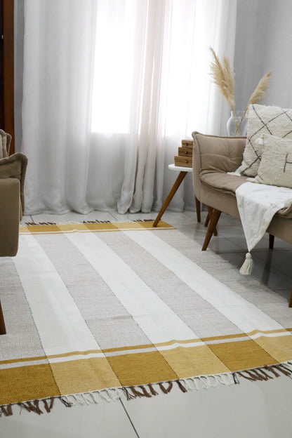 Tapete em Malha Moldura Cru com Beirada Amarela 1,50x2,00m