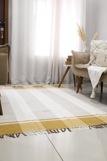 Tapete em Malha Moldura Cru com Beirada Amarela 1,50x2,00m