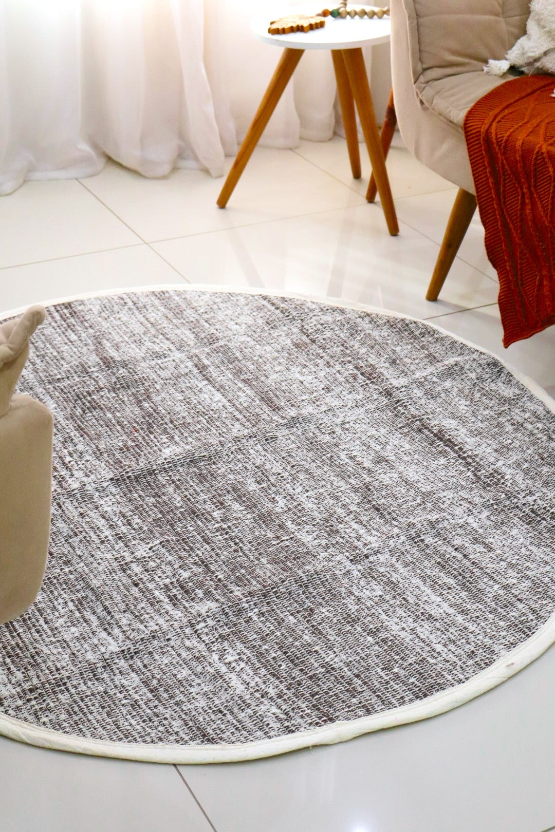 Tapete Algodão Redondo Dupla Face Preto/ Cru 1,5m