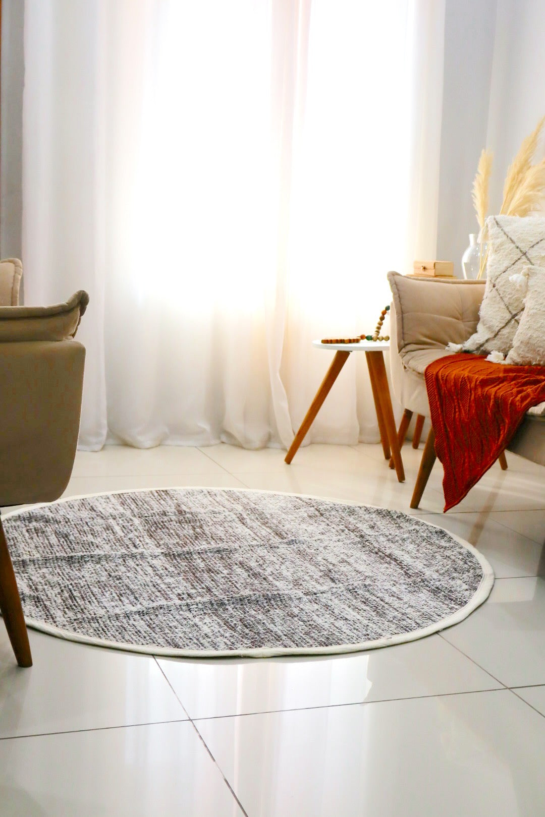 Tapete Algodão Redondo Dupla Face Cru/ Preto 2,0m