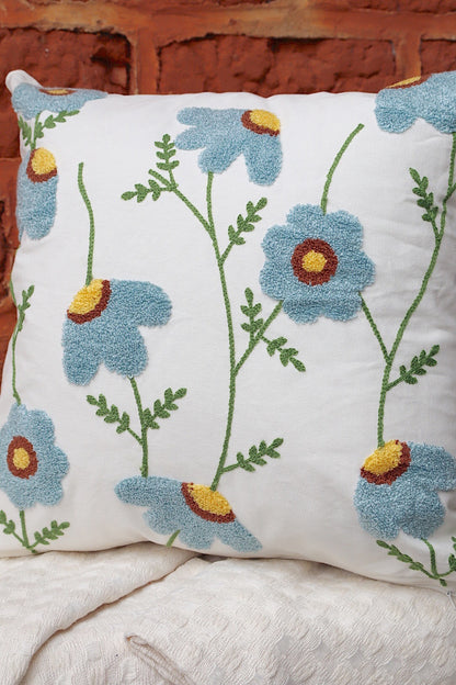 Capa de Almofada Bordada em Linho 45x45 Flores Azuis
