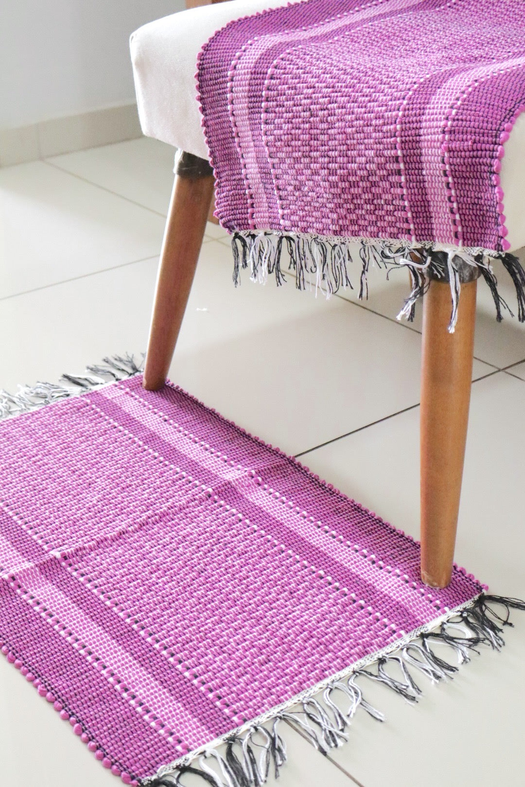 Par de Tapete de Malha Listra Rosa Pink