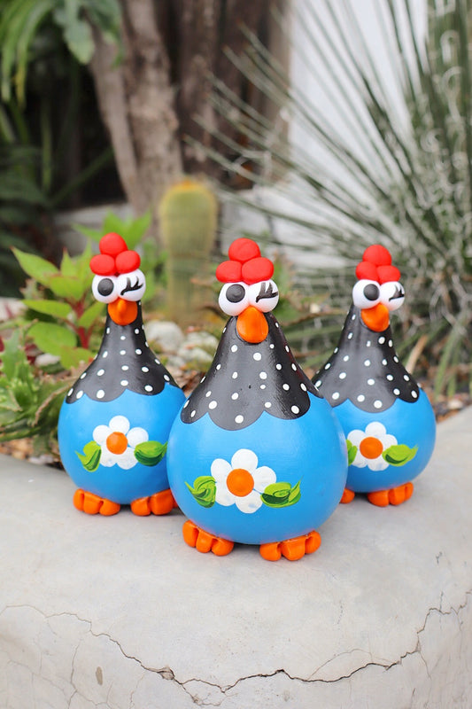Trio Galinha em Cabaça Azul Flor