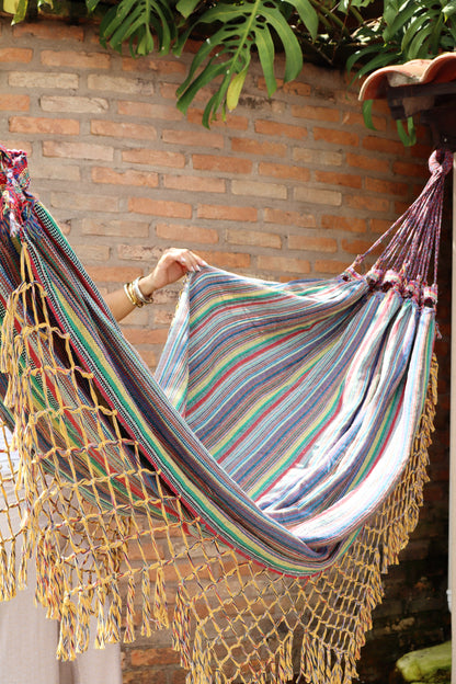 Rede de Descanso Simples Listrada Colorida
