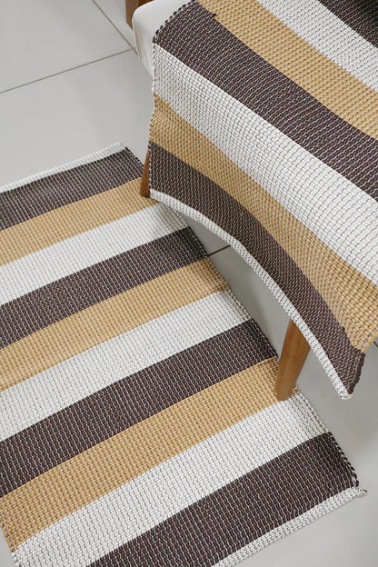 Tapete em Linha Listrado Mostarda e Marrom 48x78cm
