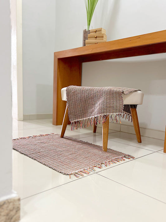 Par de Tapete de Malha Liso Bege