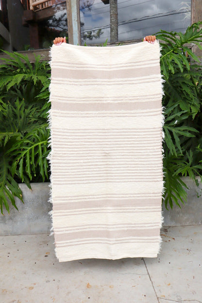 Tapete Médio Chic Felpudo Rosê Listras 0,80x1,40m