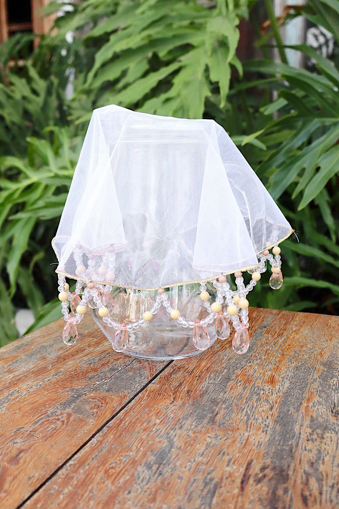 Tule Cobre Jarra Pedras Bolinhas Neutro