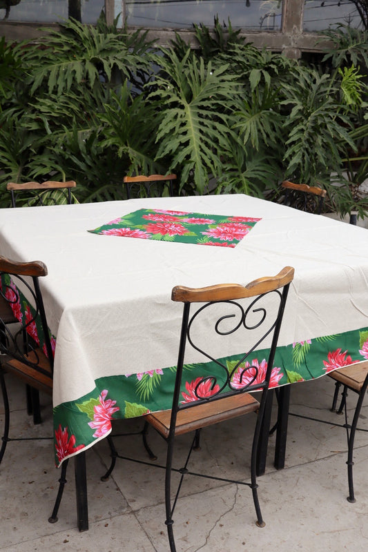 Toalha de Mesa Quadrada Com Barra em Chita Verde Mesa 8 Lugares 2,40x2,40m