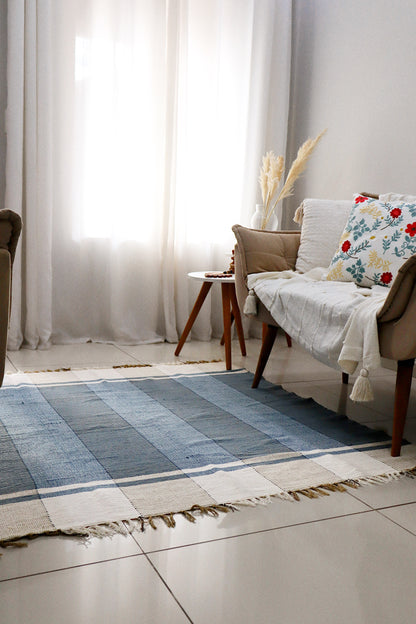Tapete em Malha Moldura Azul Claro 1,50x1,50m