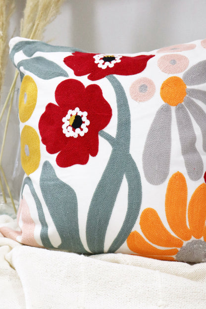 Capa de Almofada Bordada em Linho 45x45 OUT Laranja e Vermelha