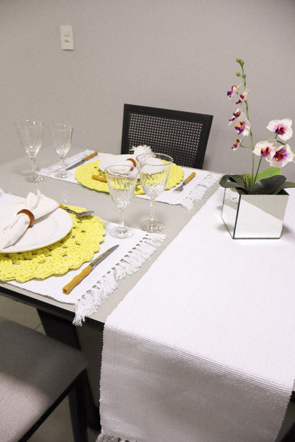 Caminho de Mesa Linha com Fio Lurex Branco 2,0m