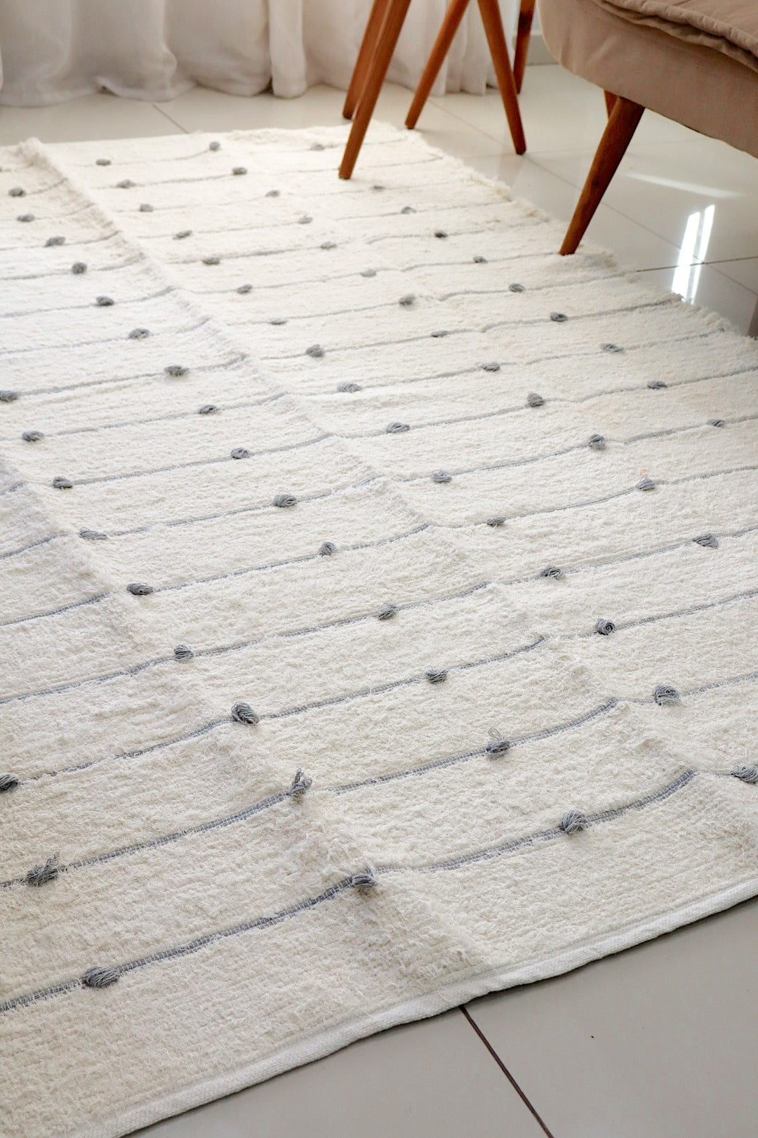 Tapete Algodão Puxadinho Pompom Cinza 1,50x2,00m