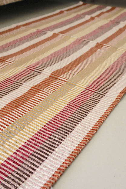 Tapete Médio Algodão Listrado Tons Terrosos