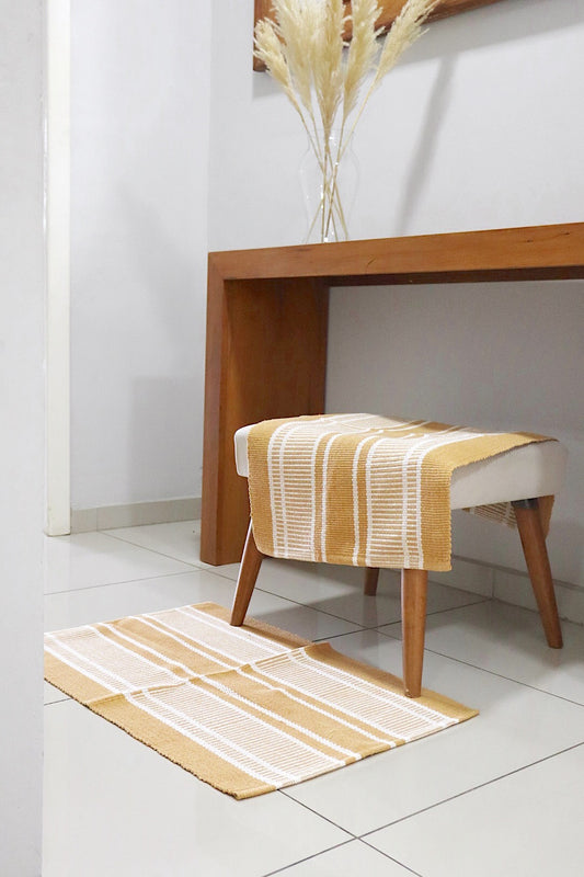 Tapete em Linha Listrado Mostarda 48x78cm